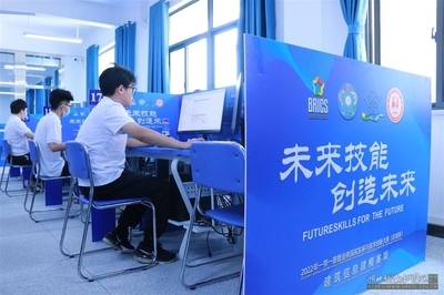 湖北职院选手在国际建模选拔赛中夺魁 展职教新风采